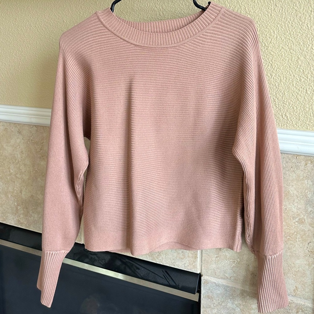 Taupe ribbed long sleeve shirt women’s small